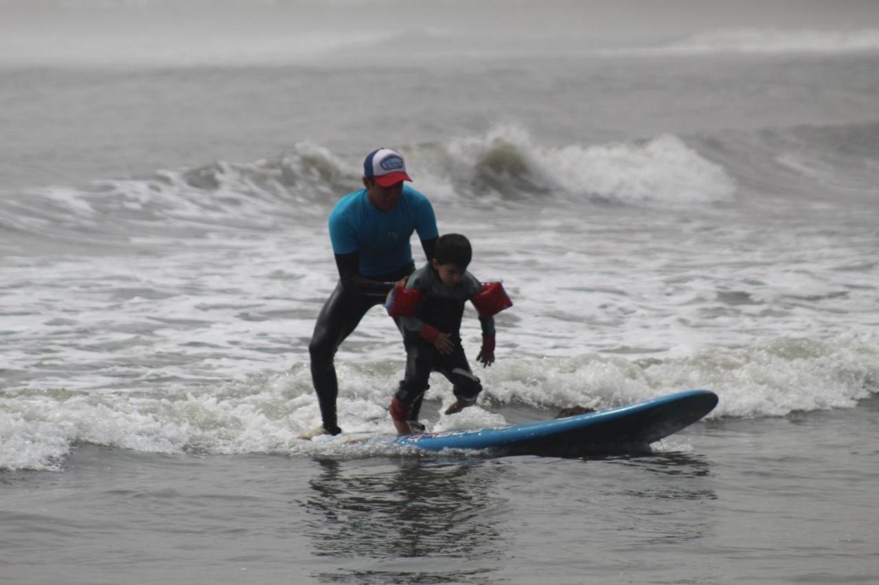 Totora Surf Hostel Huanchaco Ngoại thất bức ảnh
