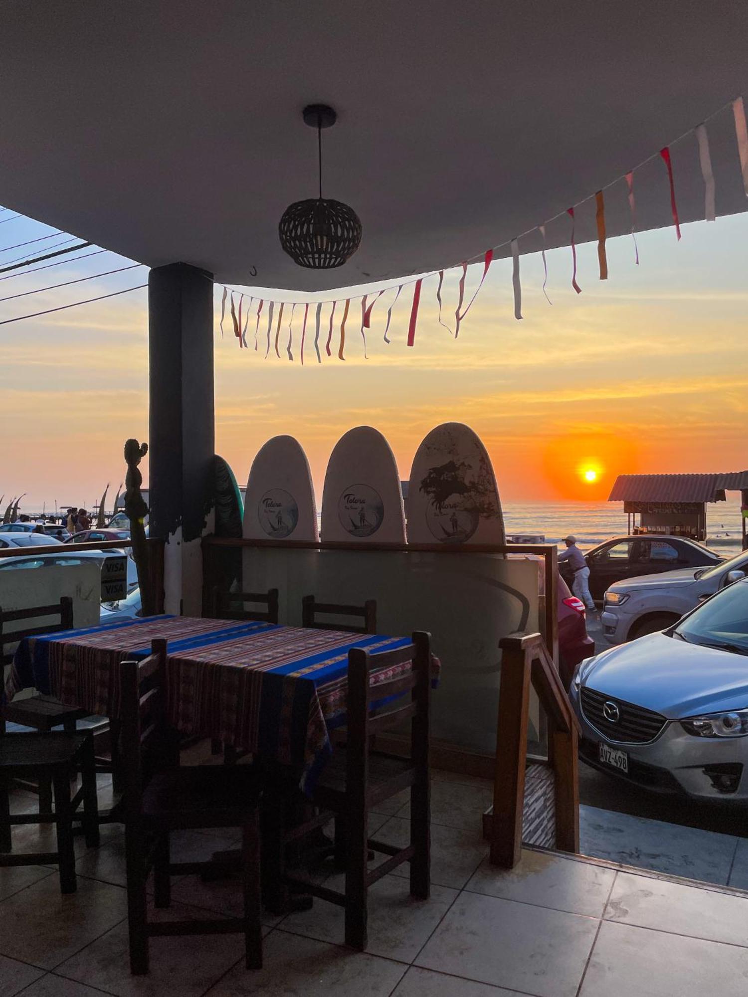 Totora Surf Hostel Huanchaco Ngoại thất bức ảnh