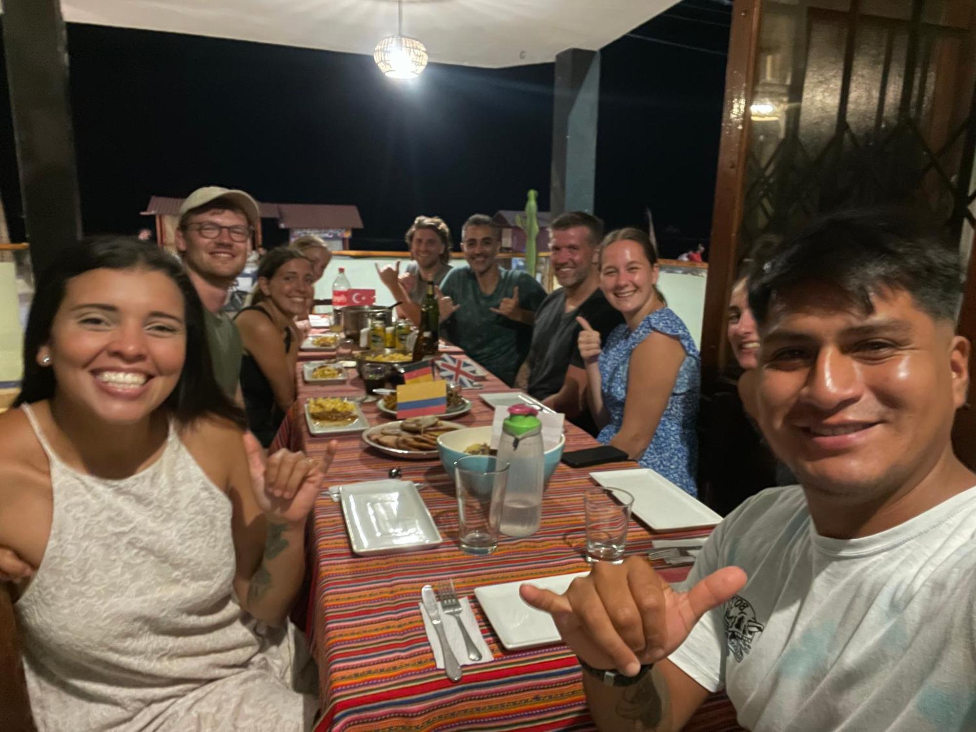 Totora Surf Hostel Huanchaco Ngoại thất bức ảnh